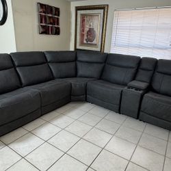 New 6 Seat Power Sectional FREE SAME DAY DELIVERY