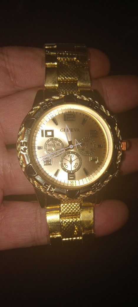 Men's Faux Gold Designer Wrist Watch ⌚ 