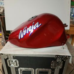 1997 Kawasaki Zx7r Gas Tank