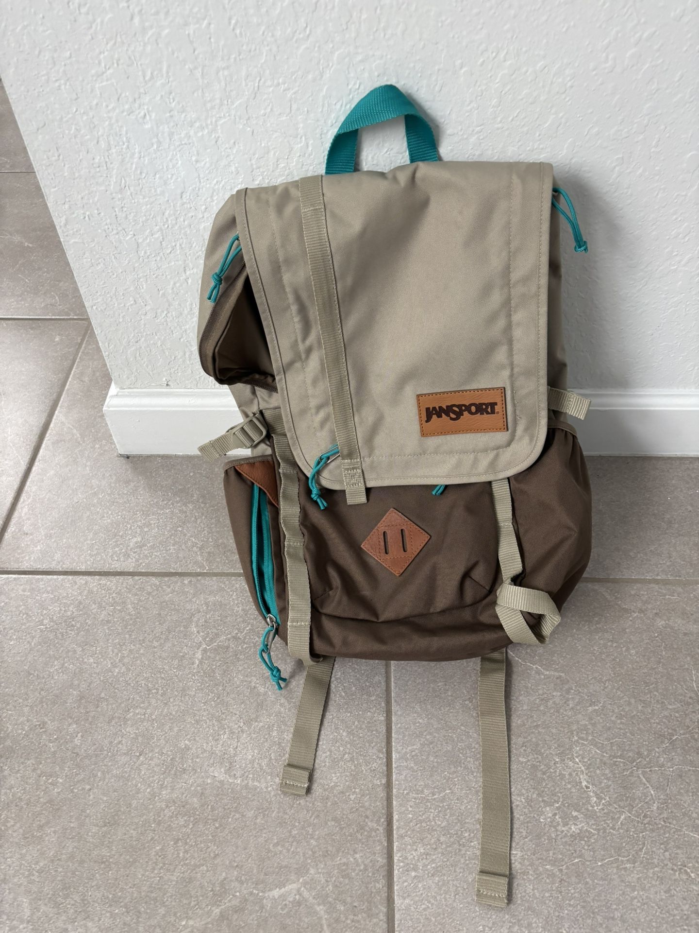 Jansport Hatchet Backpack. Teal and Tan