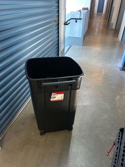 Husky Wheeled Plastic Trash Can