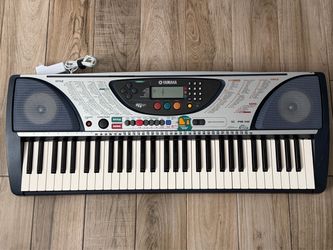 Yamaha PSR-240 Electronic Keyboard