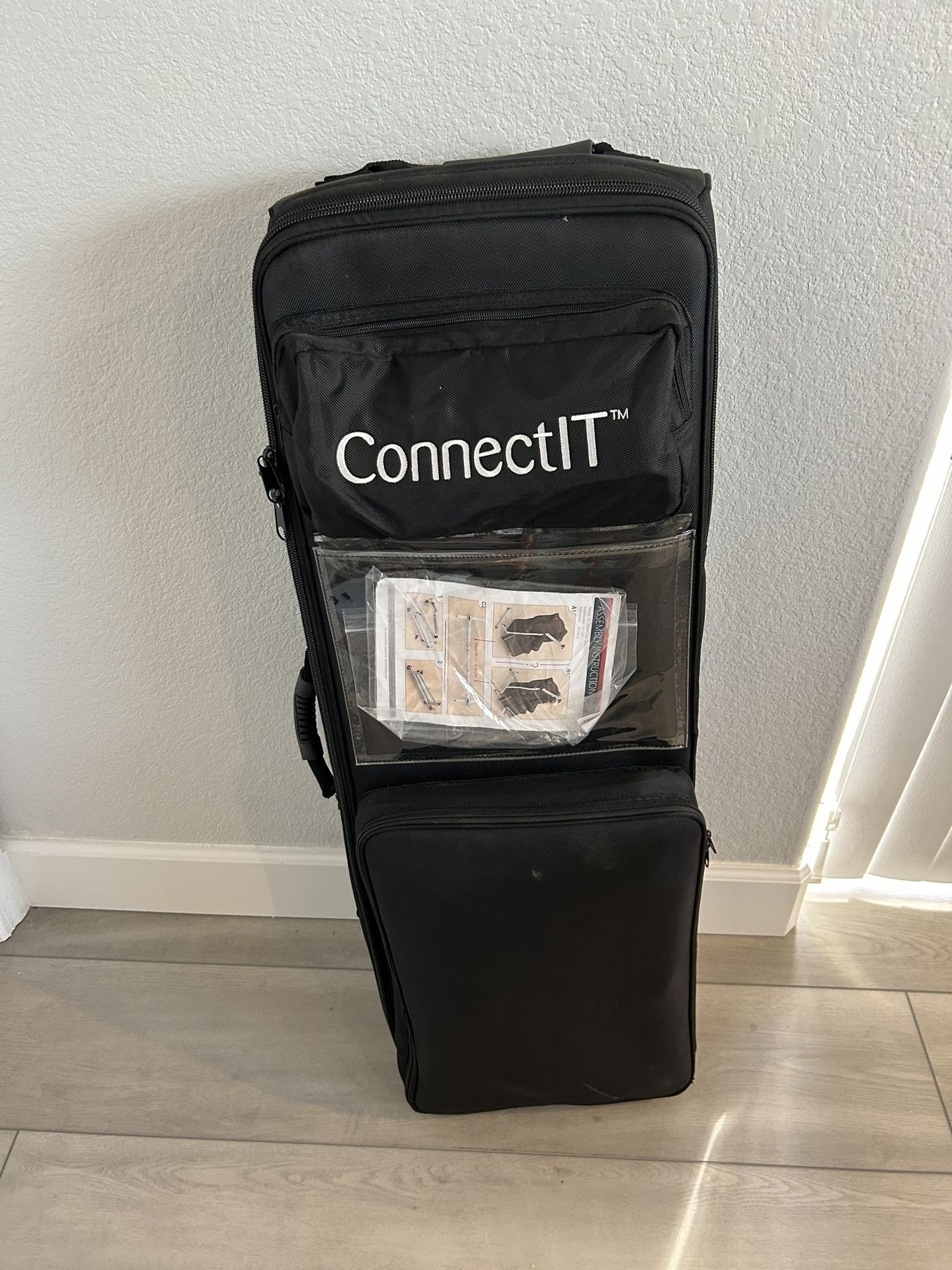 ConnectIt Vario Floor Mount