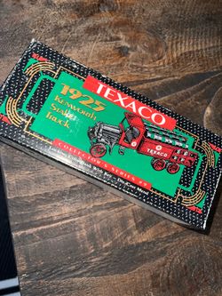 1925 Texaco stake truck