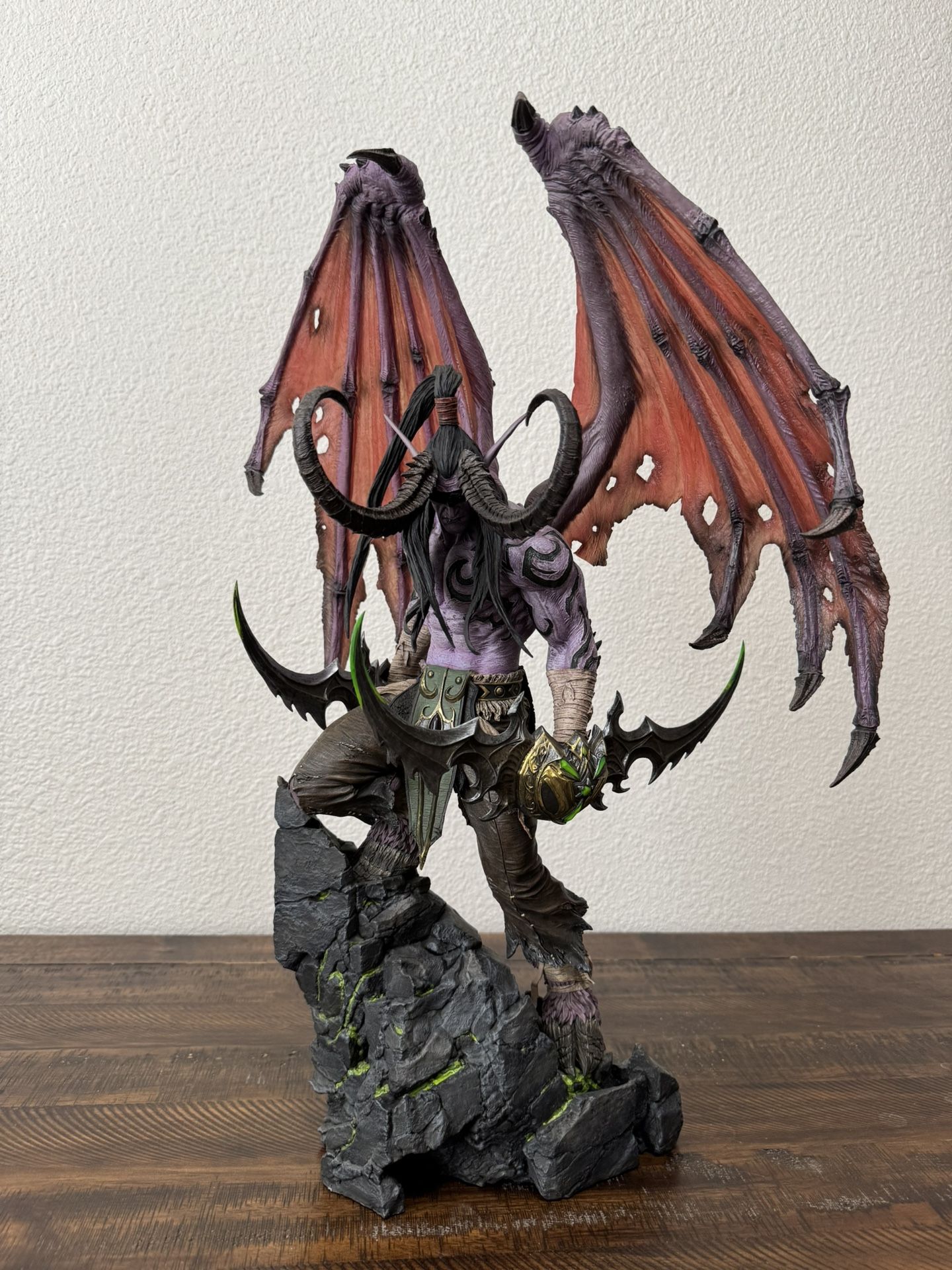 World Of Warcraft Illidan Stormrage Statue Collectible