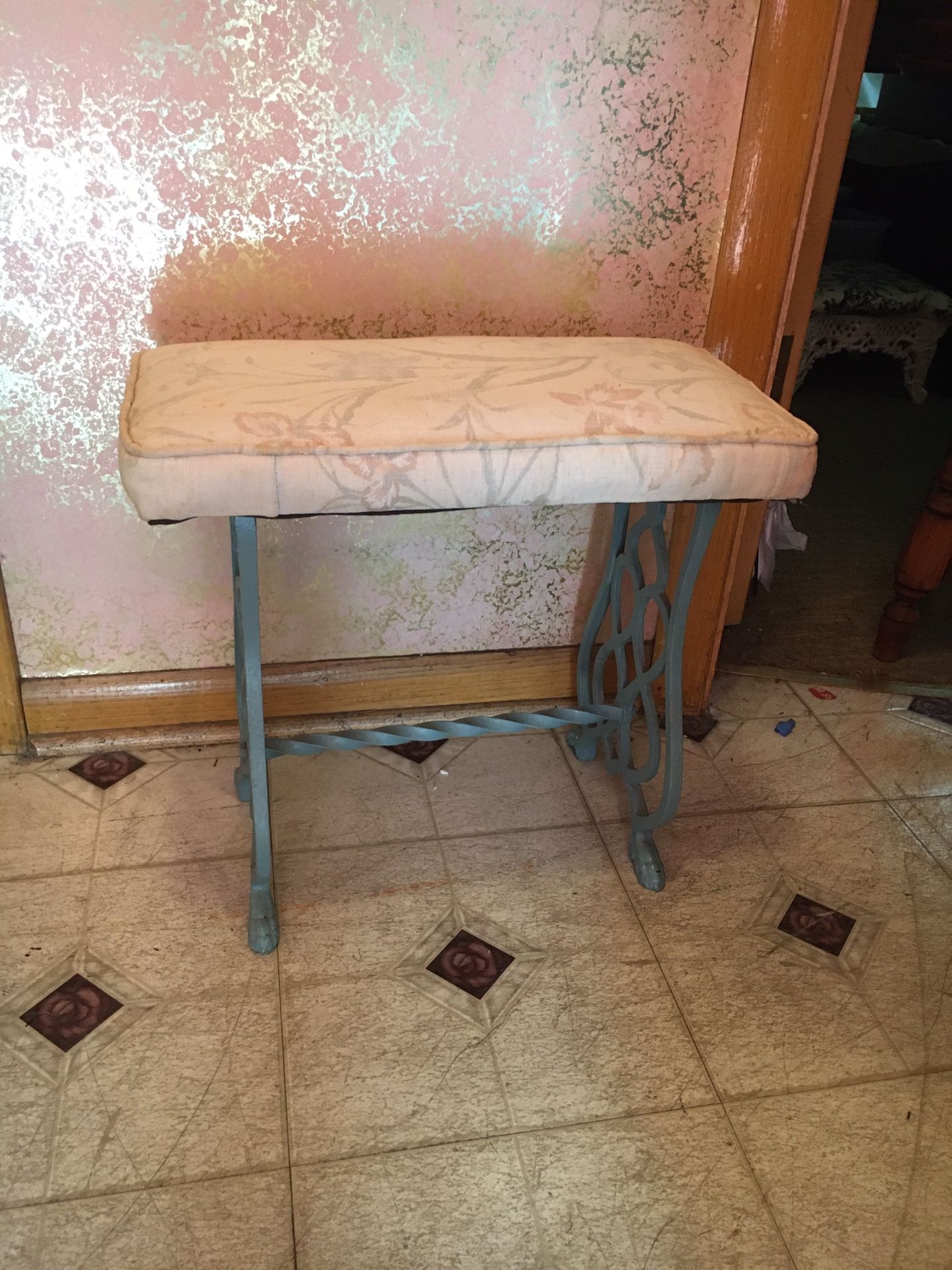 Bench With Metal Bottom