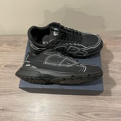 NEVER WORN DIOR B30 ( US Men’s 12 )