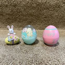 Hallmark lot of 2 Easter Plastic Eggs & Vintage Bunny Wooden Magnet
