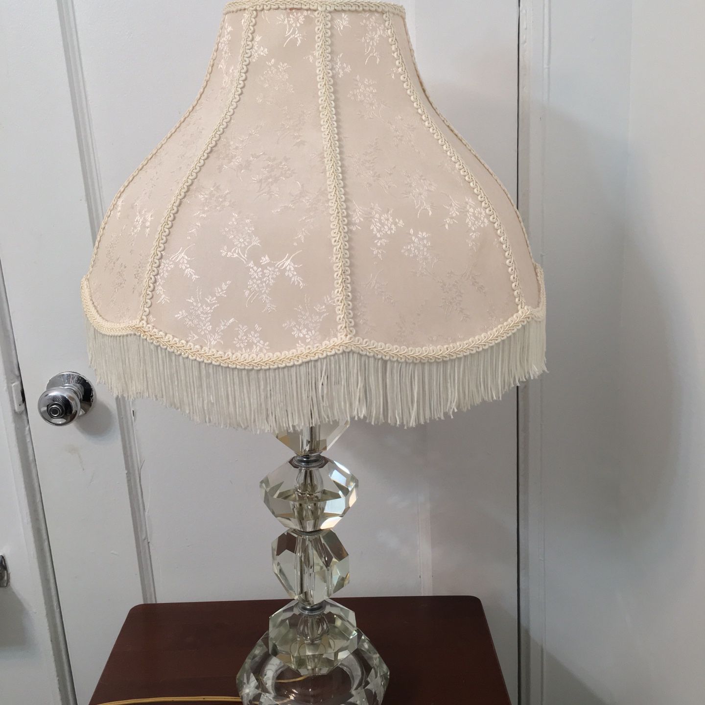 leviton vintage Crystal glass lamp
