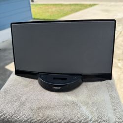Bose Sound Dock Digital Music System