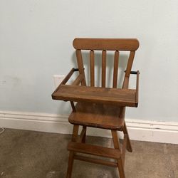 Wooden Vintage Baby Doll Seat