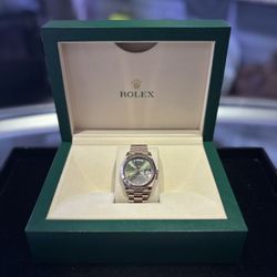 Day-Date 40mm Rose Gold Olive Green Roman Dial Fluted Bezel