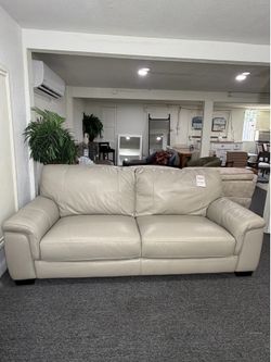 Cobbie Leather Grey Sofa