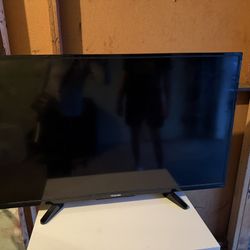 Samsung TV - 45 Inches