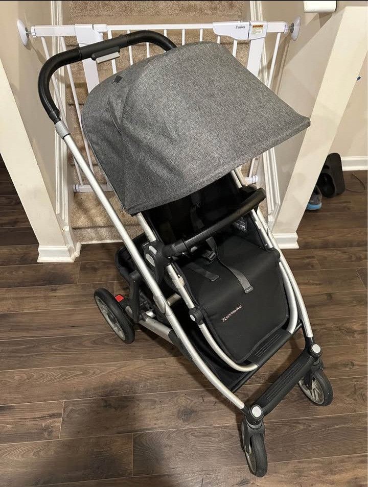UPPAbaby-Cruz-V2-With-Accessories