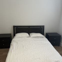 Queen Bedroom Set
