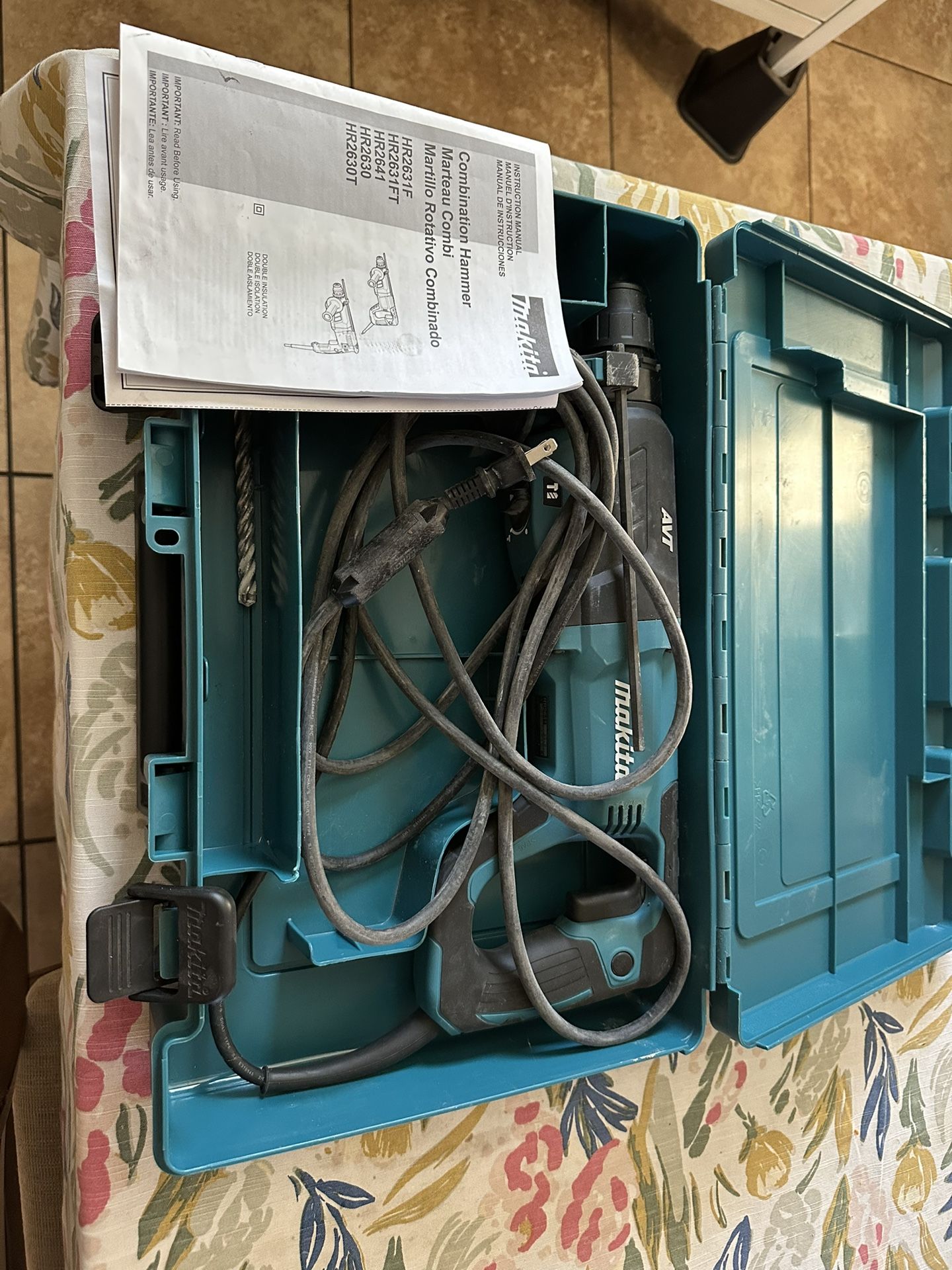 Makita Combination Hammer