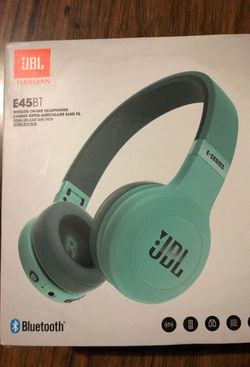 JBL E45BT headphones Teal