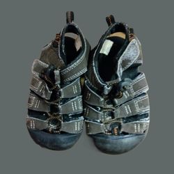 Toddlers Keen Sandals Size 9