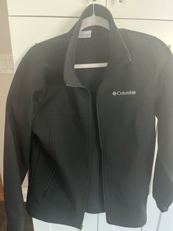 Columbia Black Full-Zip Jacket. Size Small