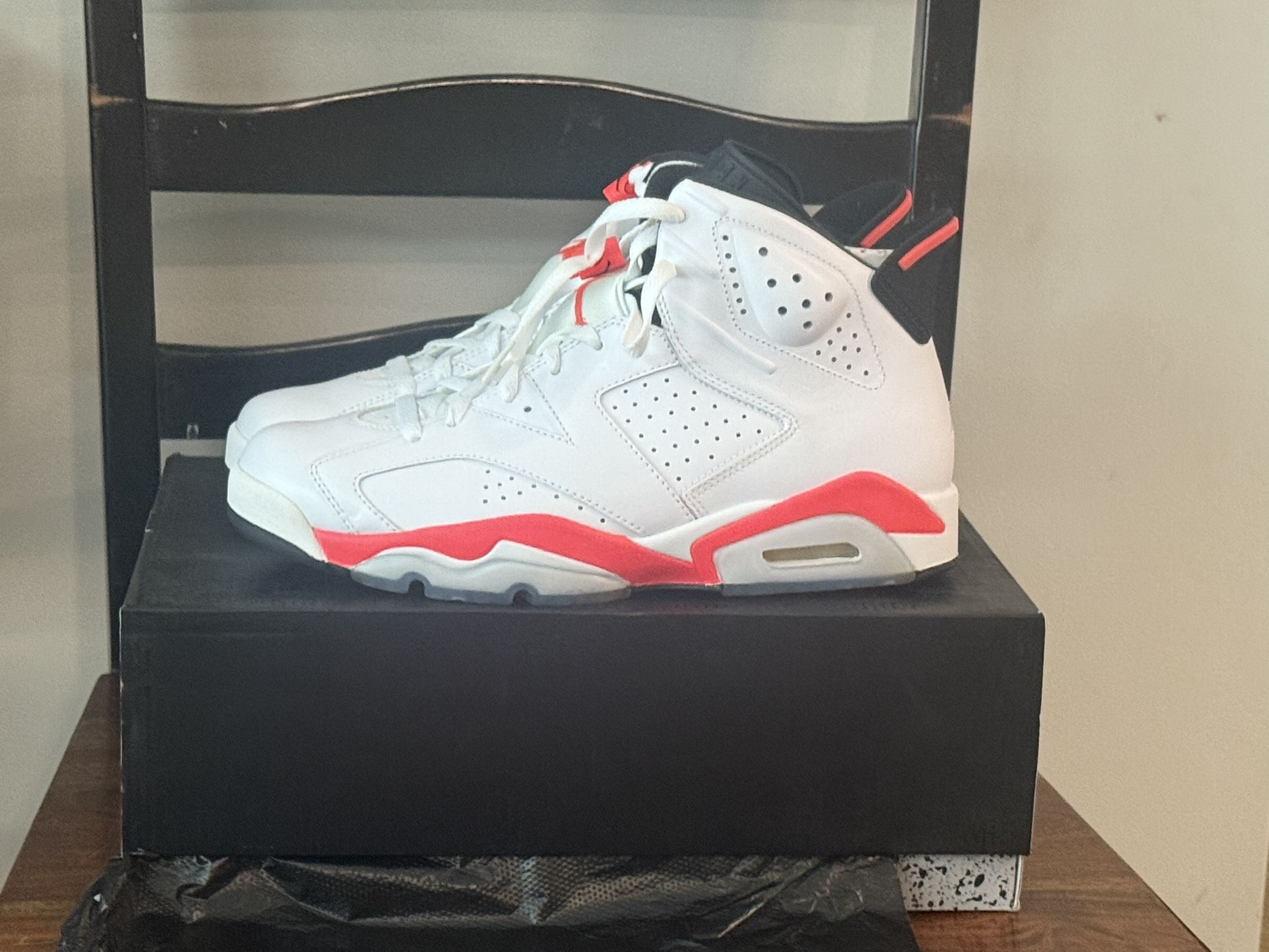 Air Jordan 6 infrared