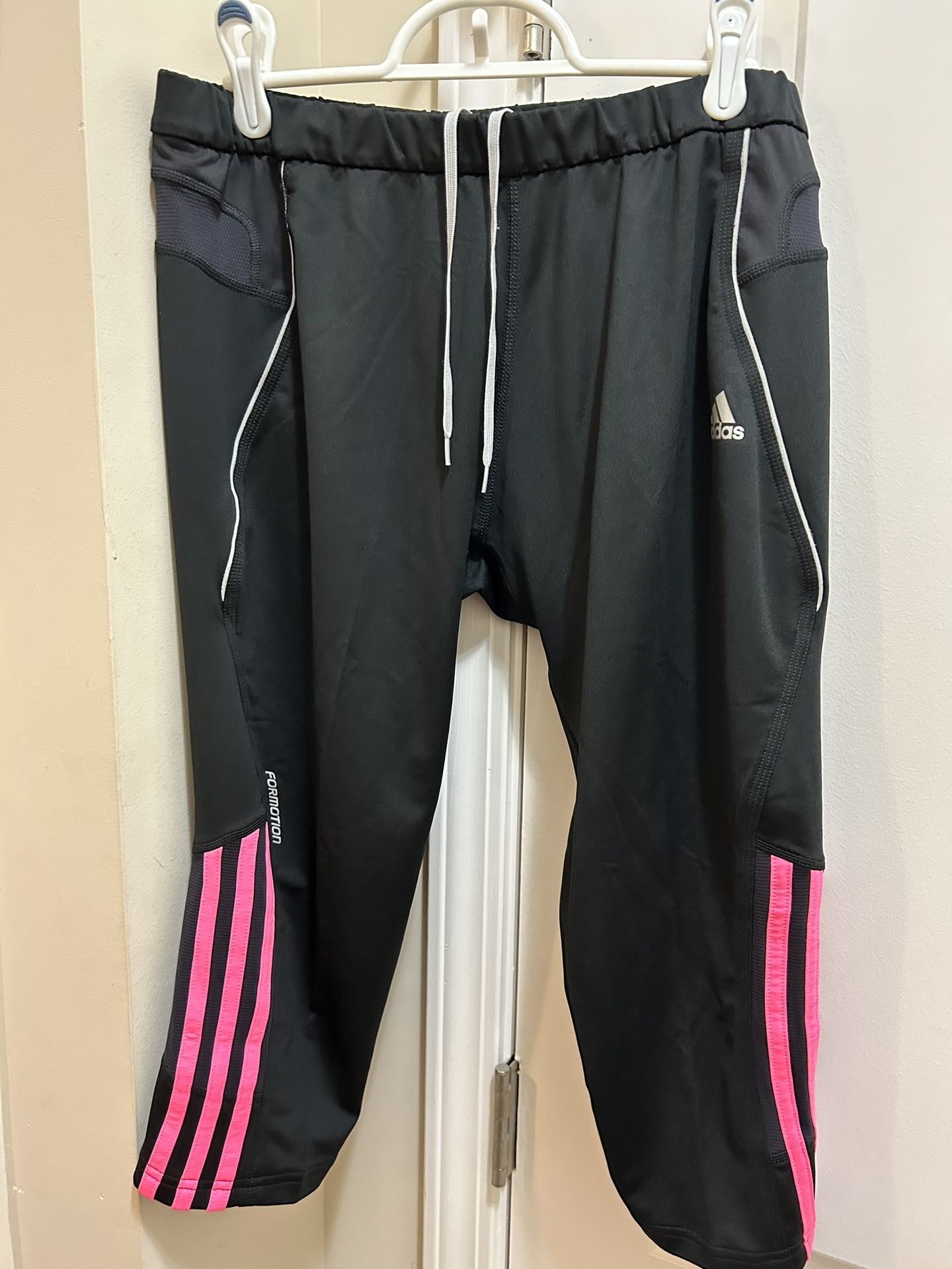 Adidas Women's Response Formotion Cropped Pants - XL