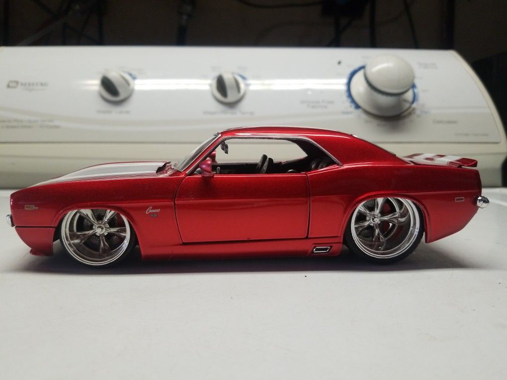 1969 Chevy Camaro Toy 1/24 Scale Toys