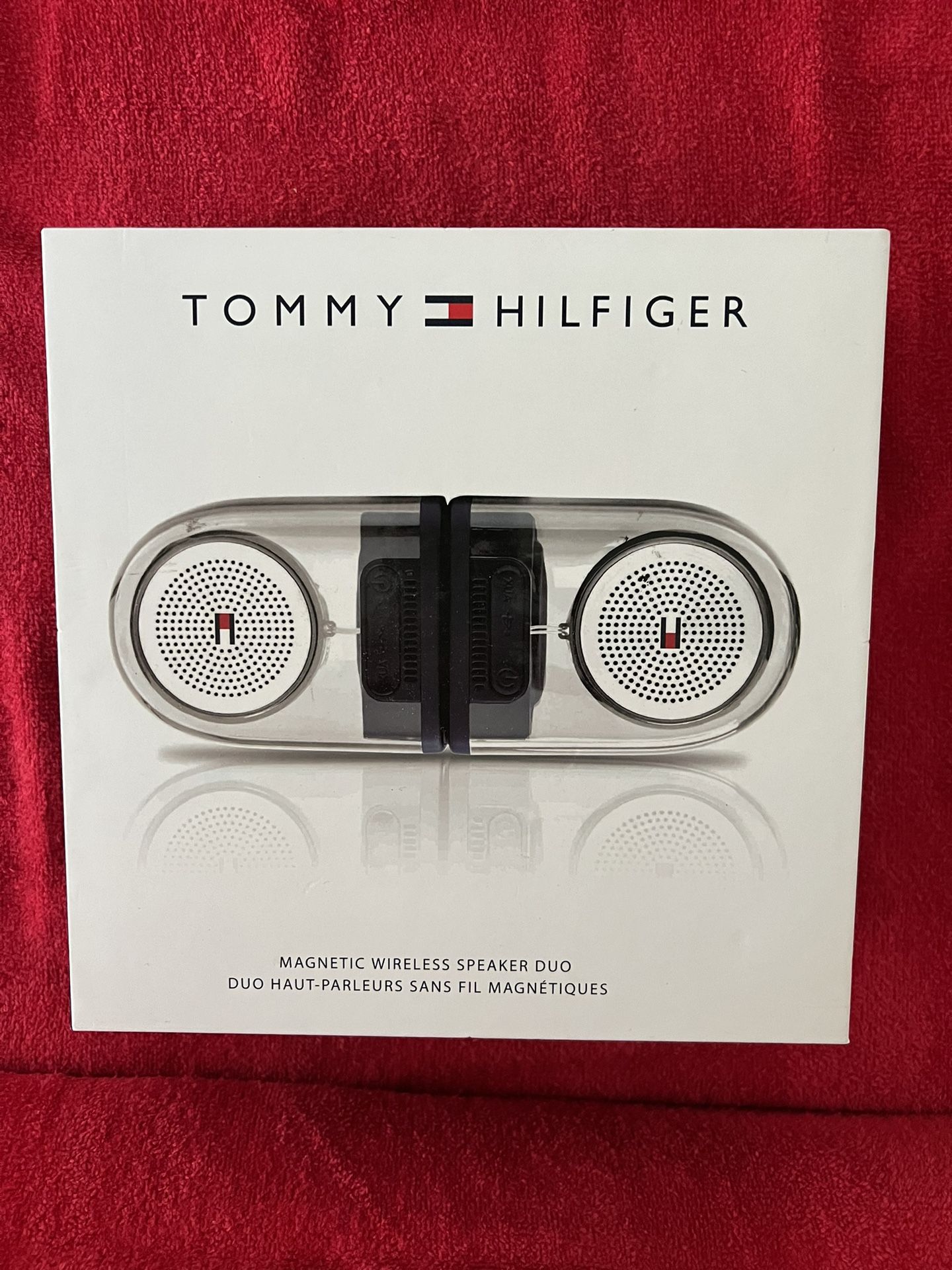 Tommy Hilfiger Magnetic Wireless Speaker Duo