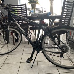Cannondale Quick CX 3 Bike