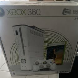 Xbox 360. ( Please Read Description Below)