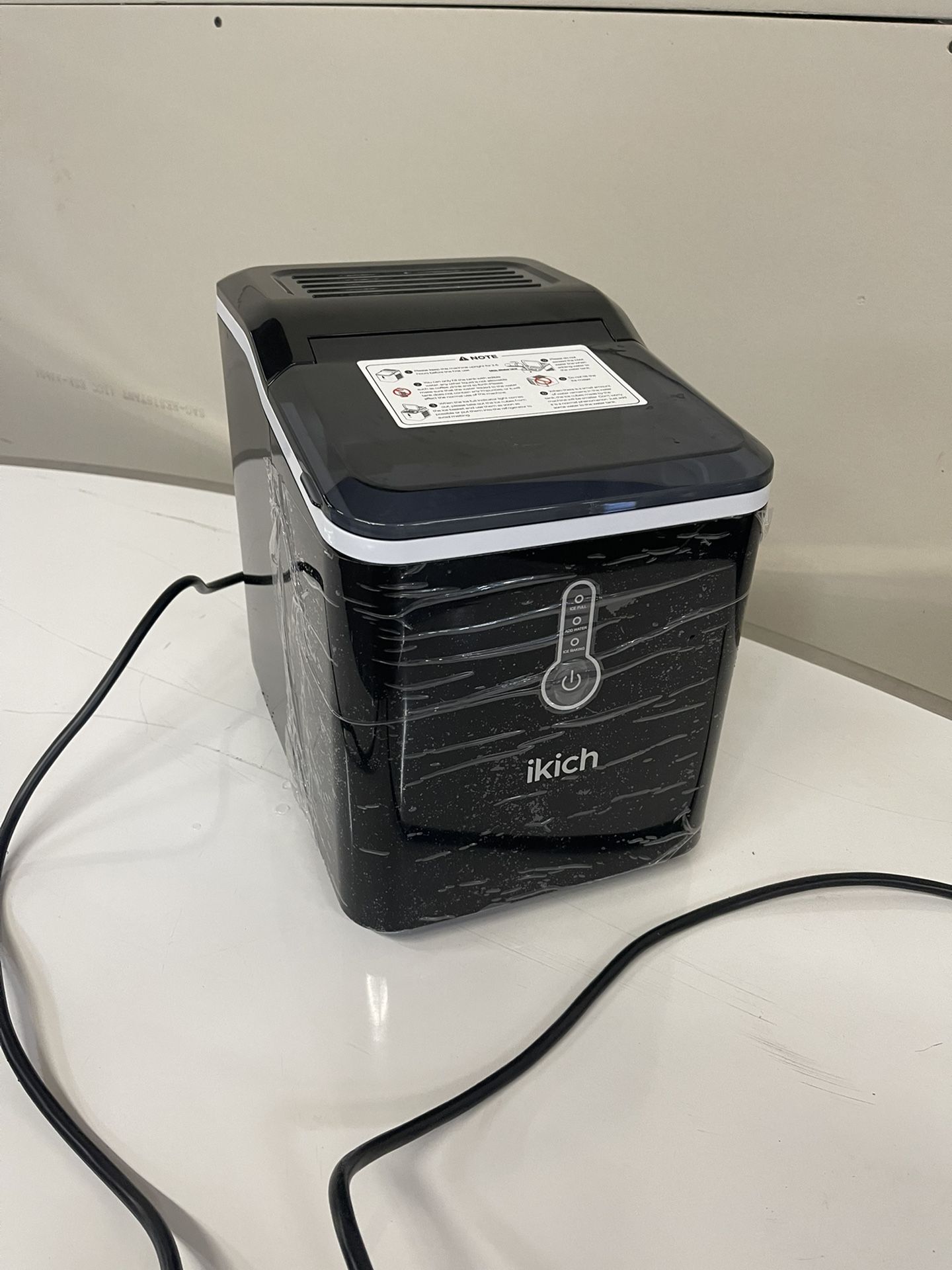 Ice Maker For Sale $100