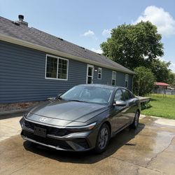 2024 Hyundai Elantra