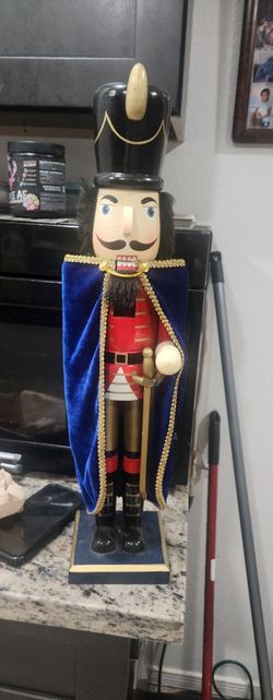 Wooden Nutcracker soilder