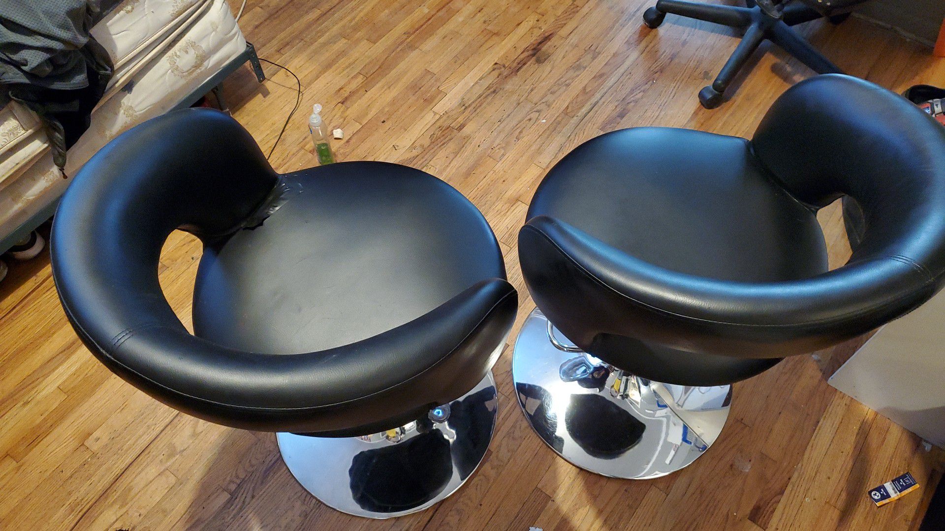 Pacific Coast Lighting Black and Chrome Bar Stool/Barber Chair