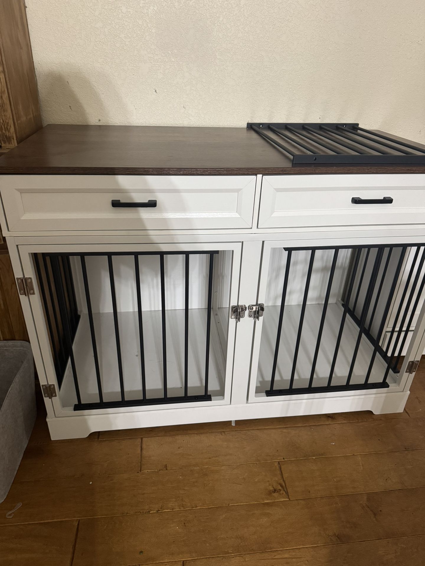 Brand New Dog Crate Furniture With Drawers 