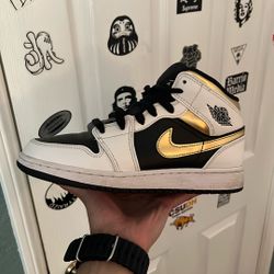 Nike x Jordan 1s