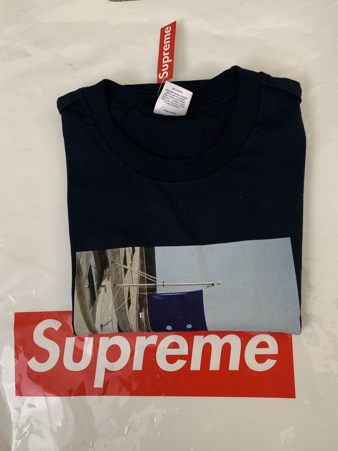 Supreme Banner Tee Navy XL IN HAND