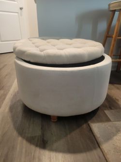 Ottoman (w/ storage) FREE