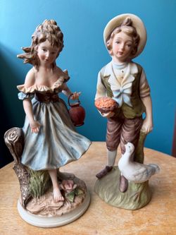 Vintage Farm Pair Figurine