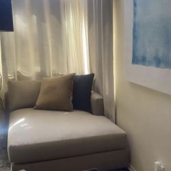 pottery Barn Lounge chaise