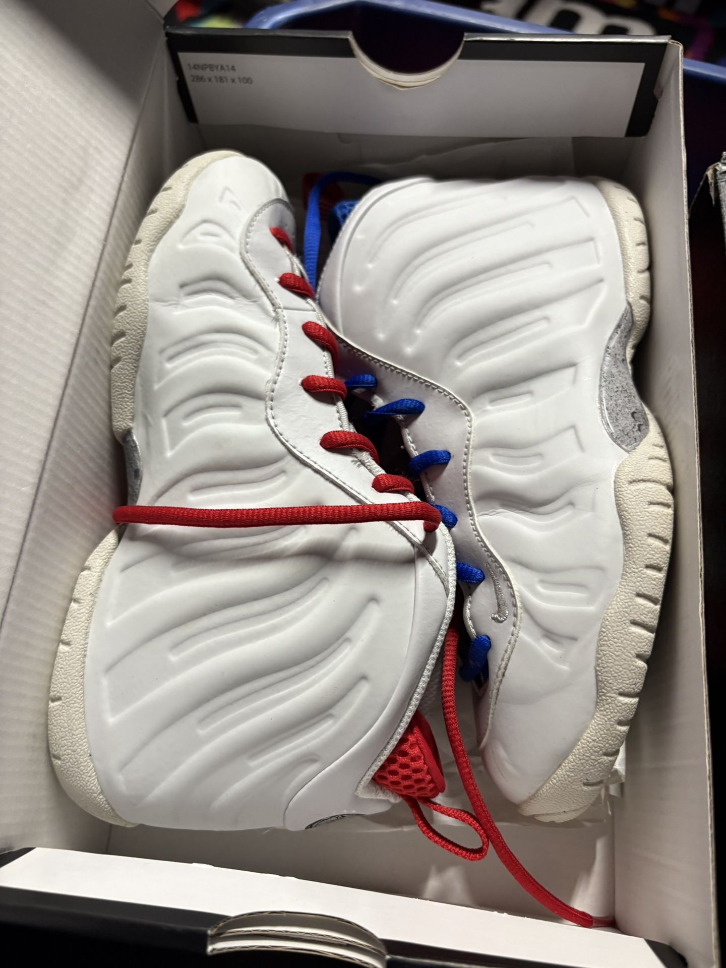 Nike Foamposite Size 3 Youth
