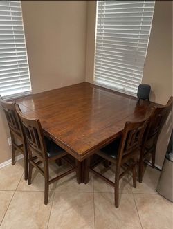 Dining Room Table Set