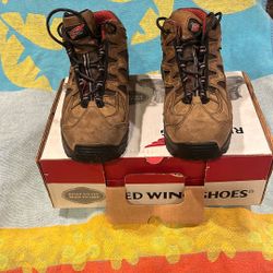 Red Wing Safety Boots Construction As New
