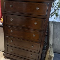5 Drawer Dresser
