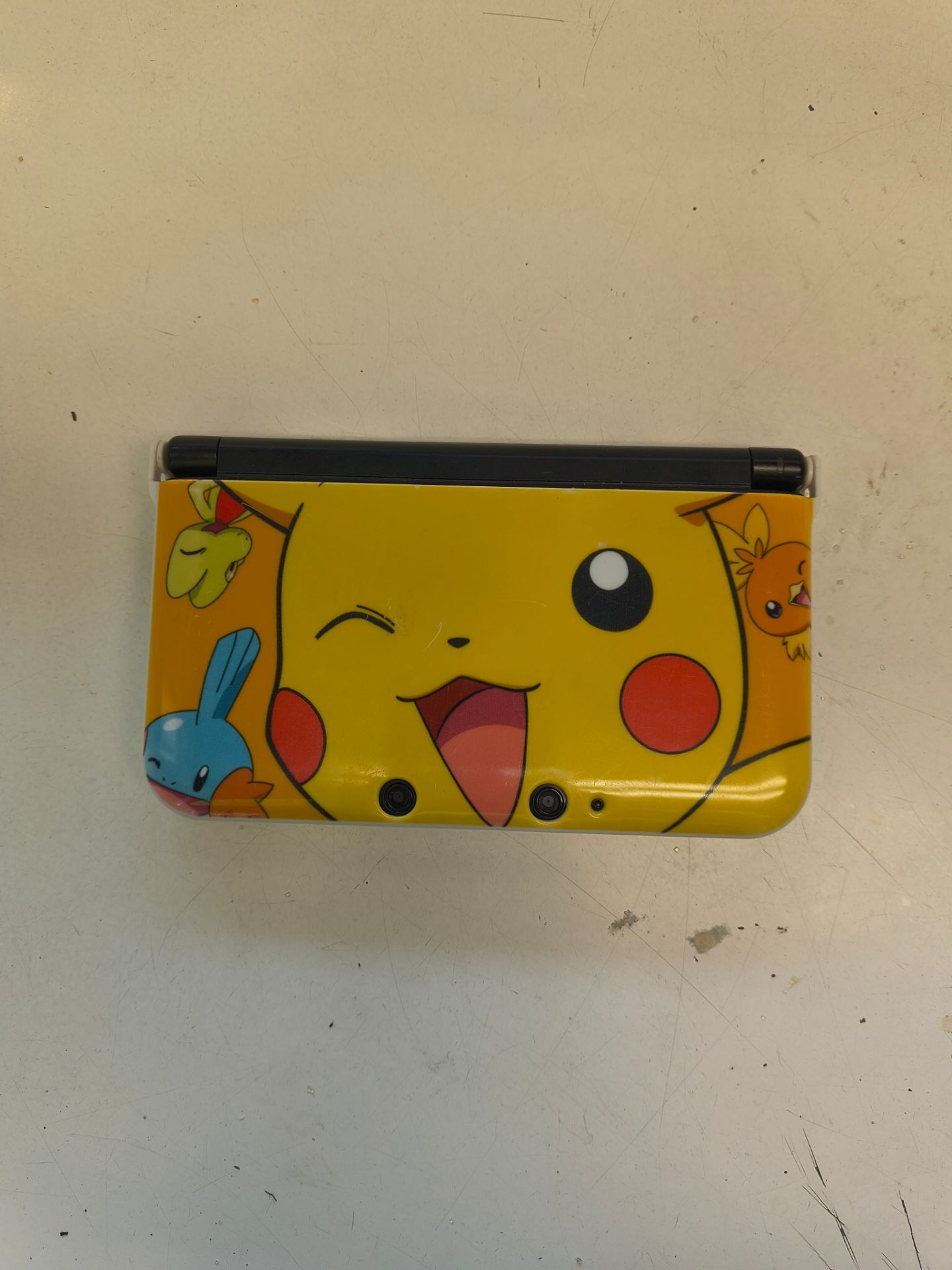 Modified 3ds XL w/ Pokemon Silver (reproduction)