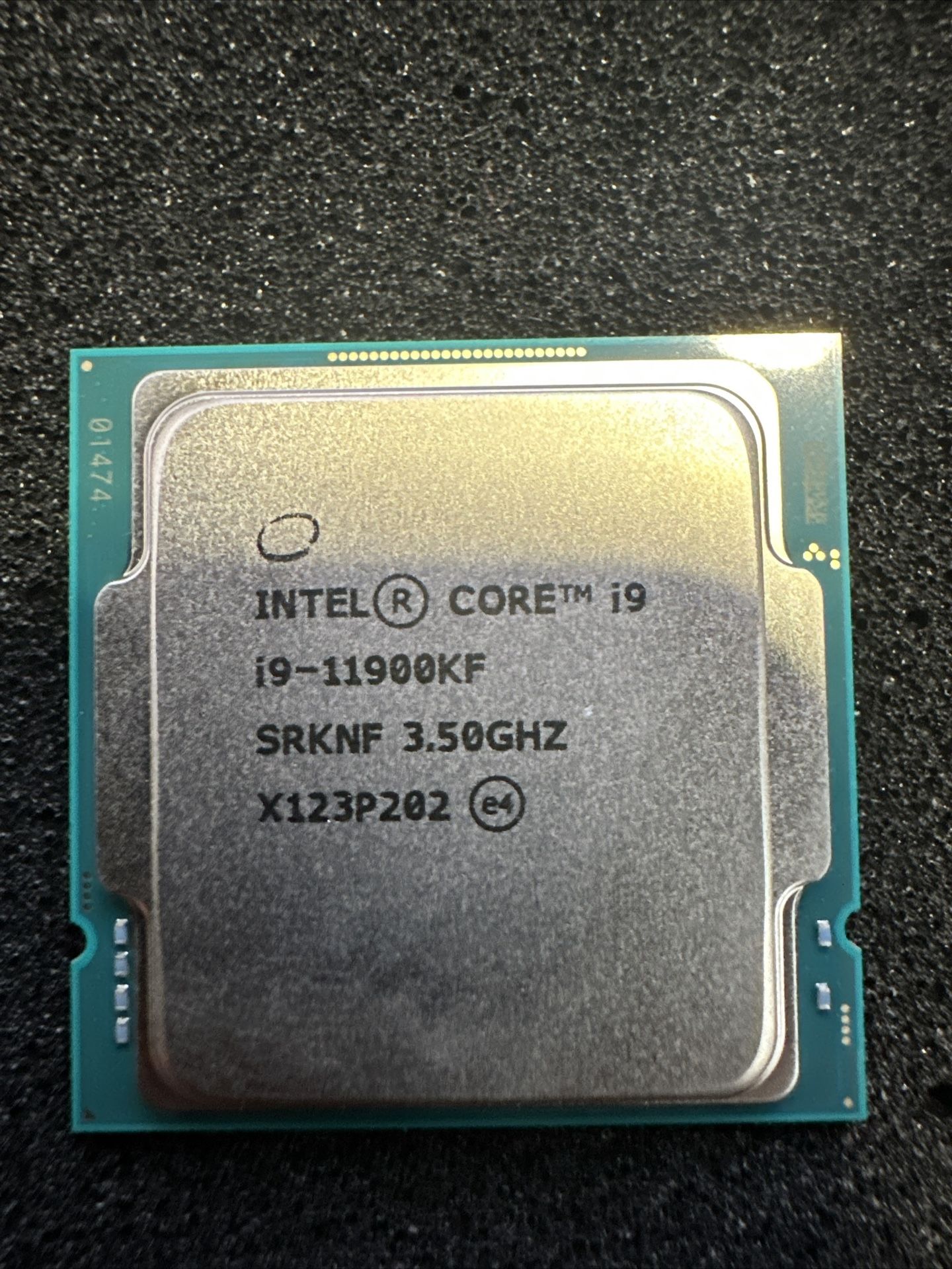 Intel Core i9-11900KF Processor (5.3 GHz, 8 Cores, Socket FCLGA1200) i9