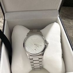 Gucci G Timeless Silver Dial Silver Steel Strap Watch For Women - YA126551