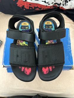 Adidas pharell Slide Size 8