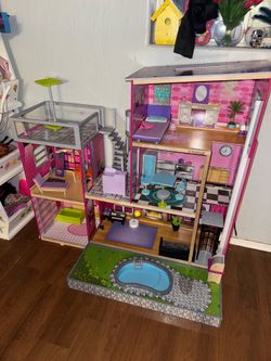 Dollhouse
