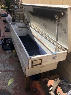 Truck toolbox